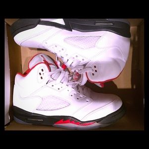 Jordan Retro 3 OG Fire Red GS 7